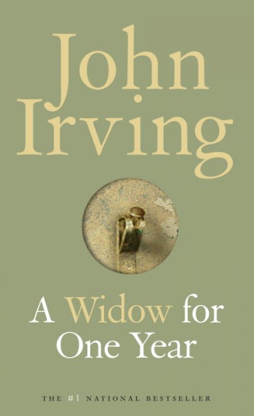 The fourth hand : a novel / John Irving.